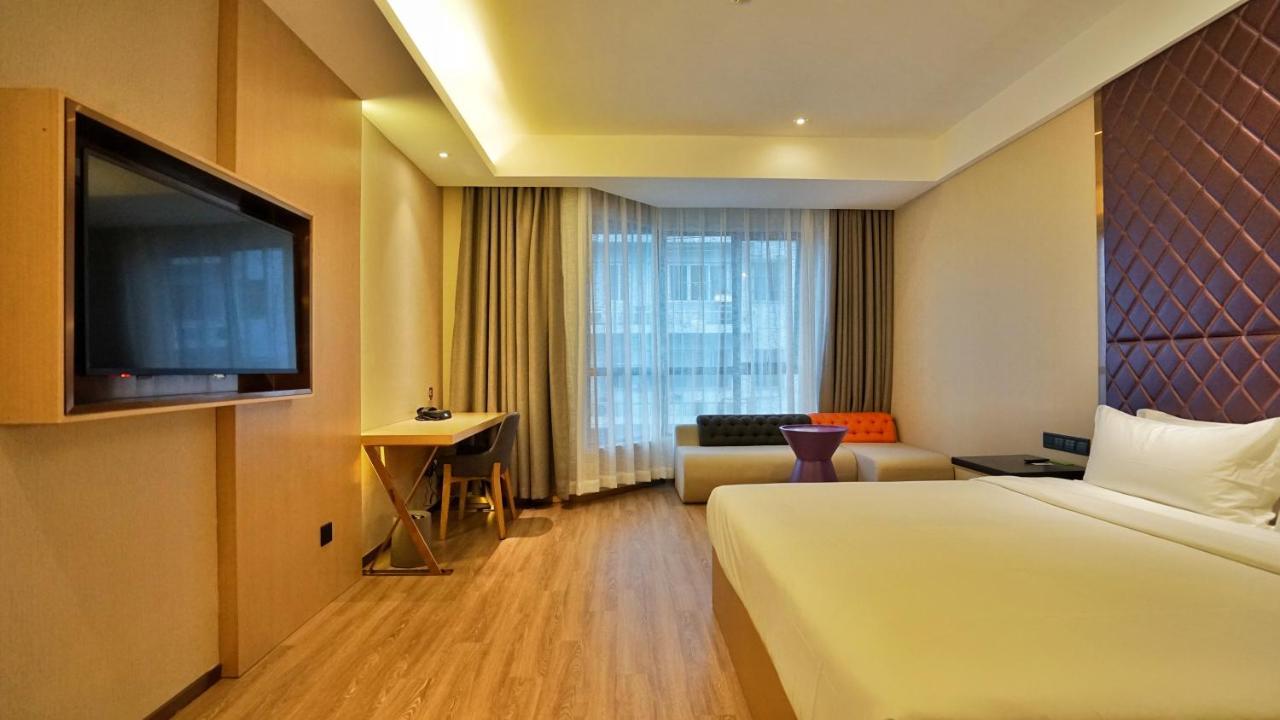 Ibis Styles Hangzhou Chaowang Road Hotel Exterior photo